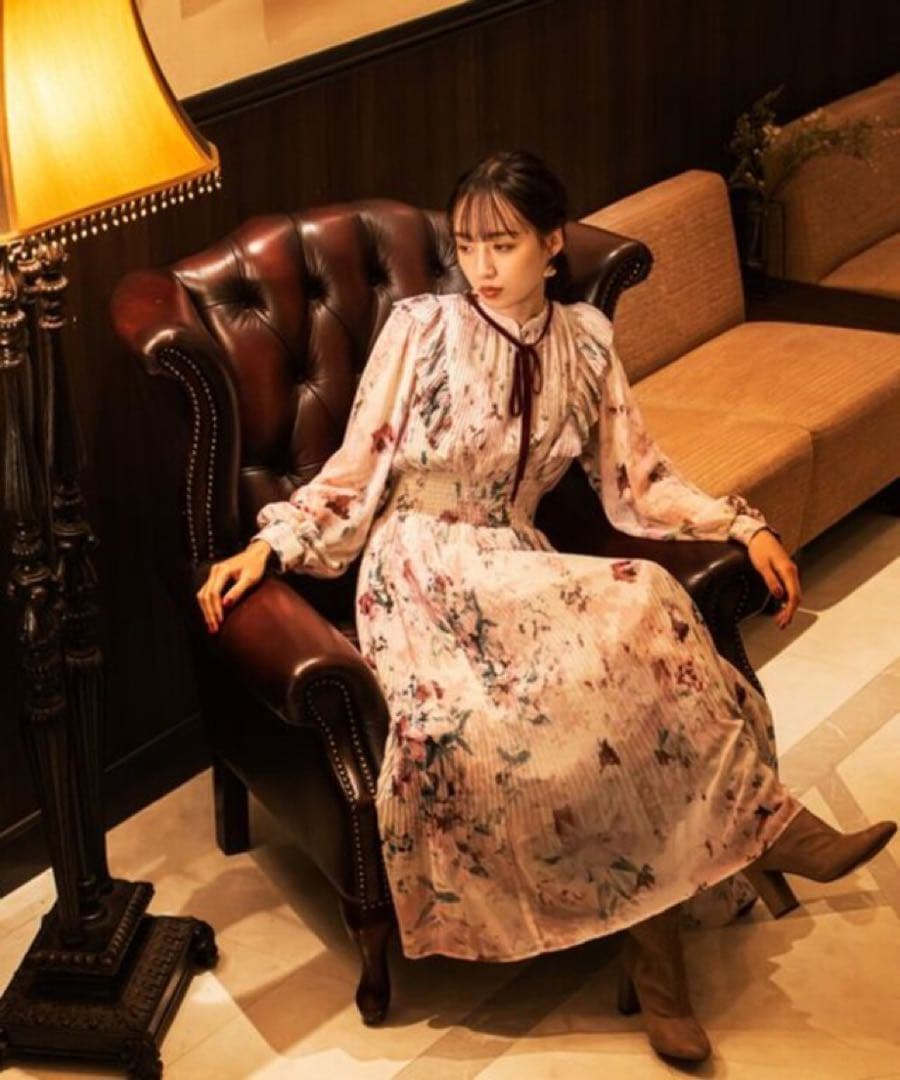 ビックシアーフラワープリントワンピース