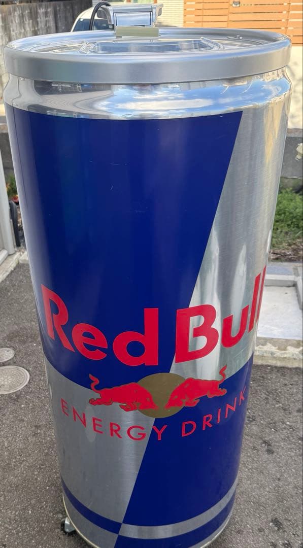 希少 レッドブル 缶型 冷蔵庫 送料込み RED BULL