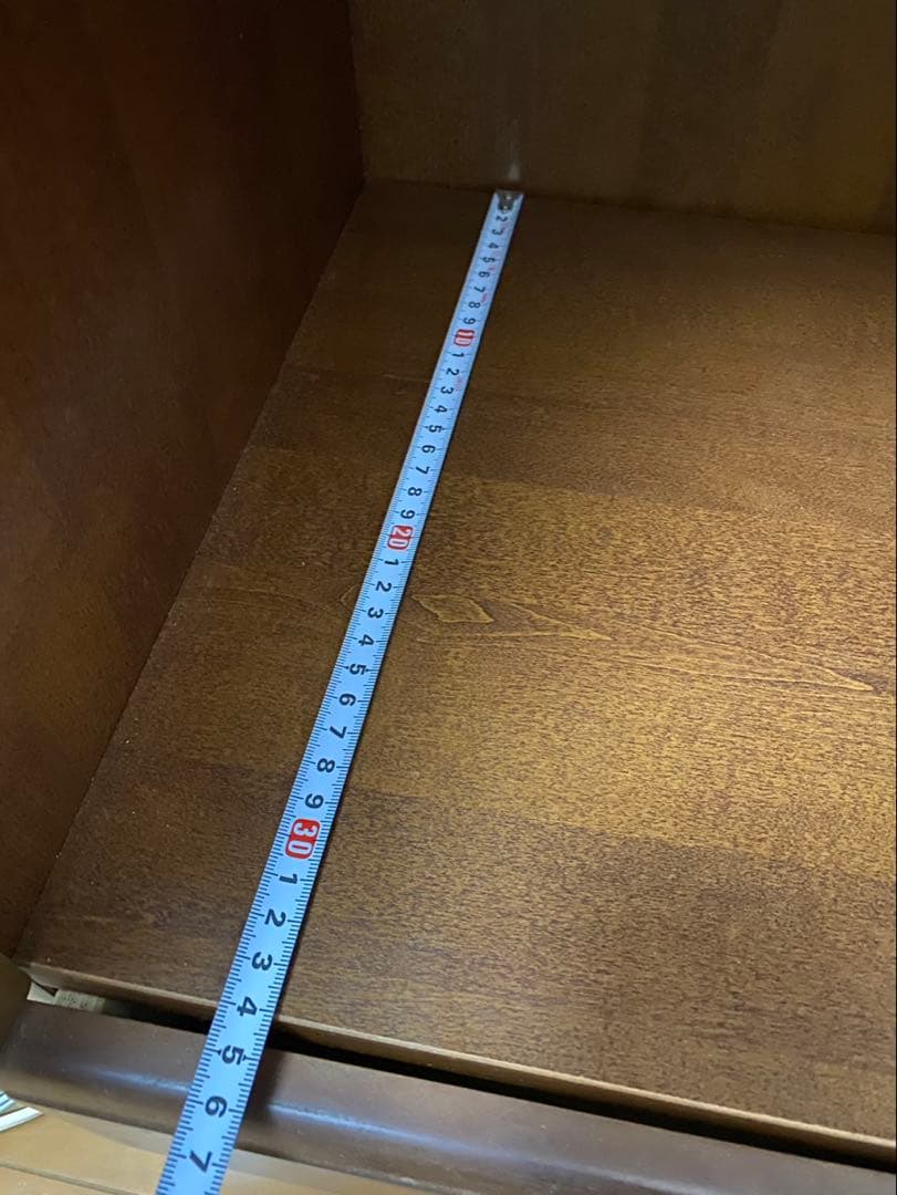 （値下げ実施）木製ガラス扉本棚 4段　引き出し付き