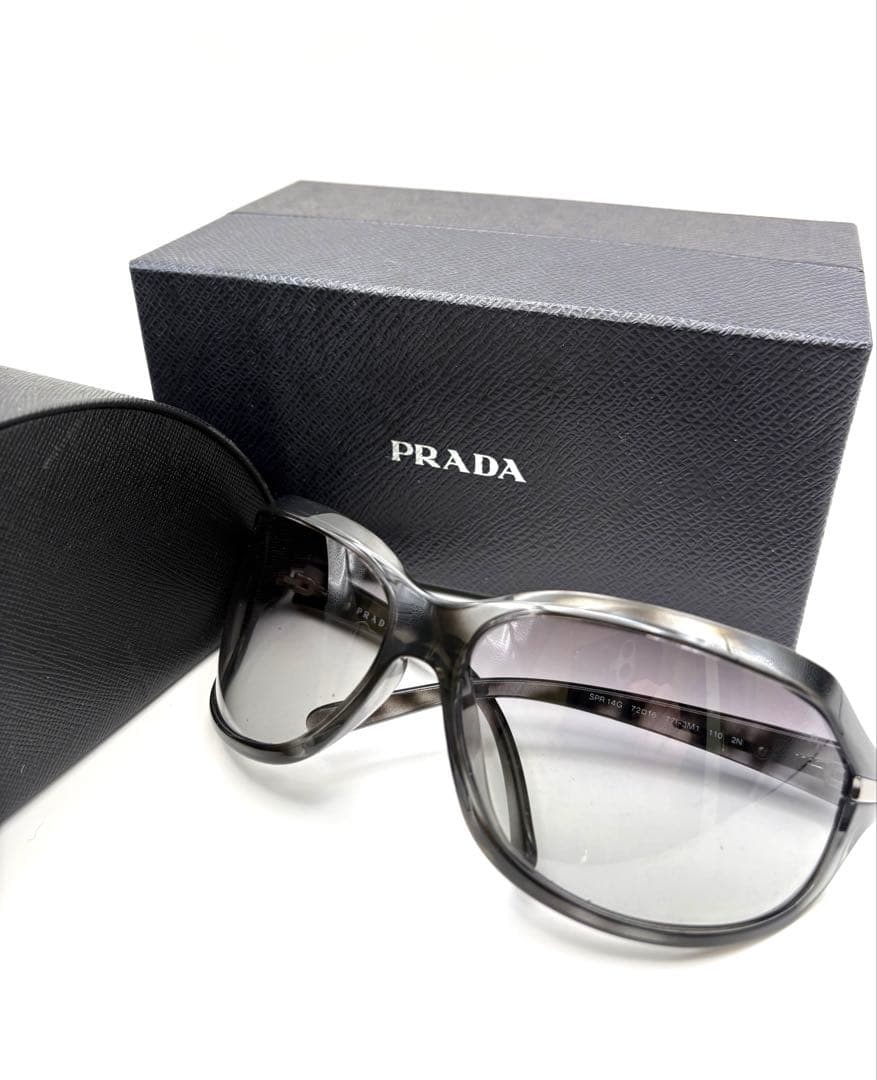 美品　PRADA SPR14G サングラス　箱付き