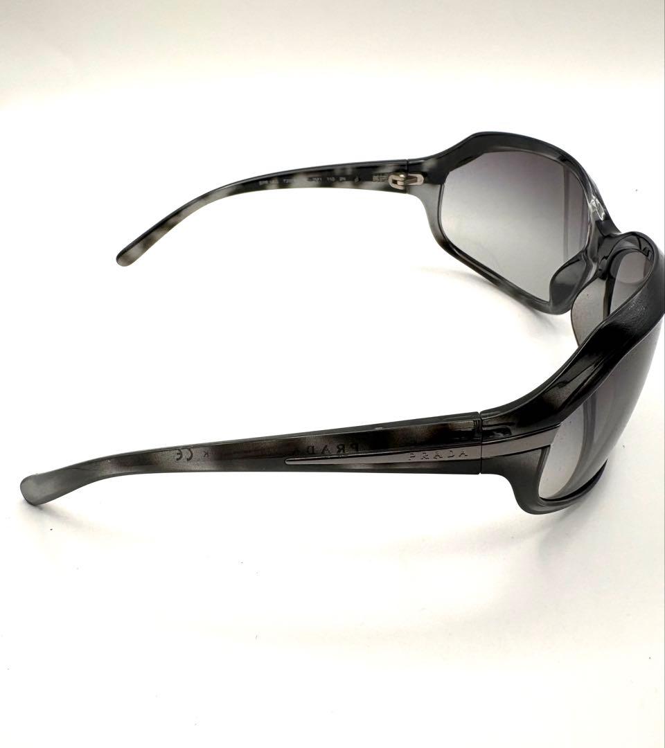 美品　PRADA SPR14G サングラス　箱付き