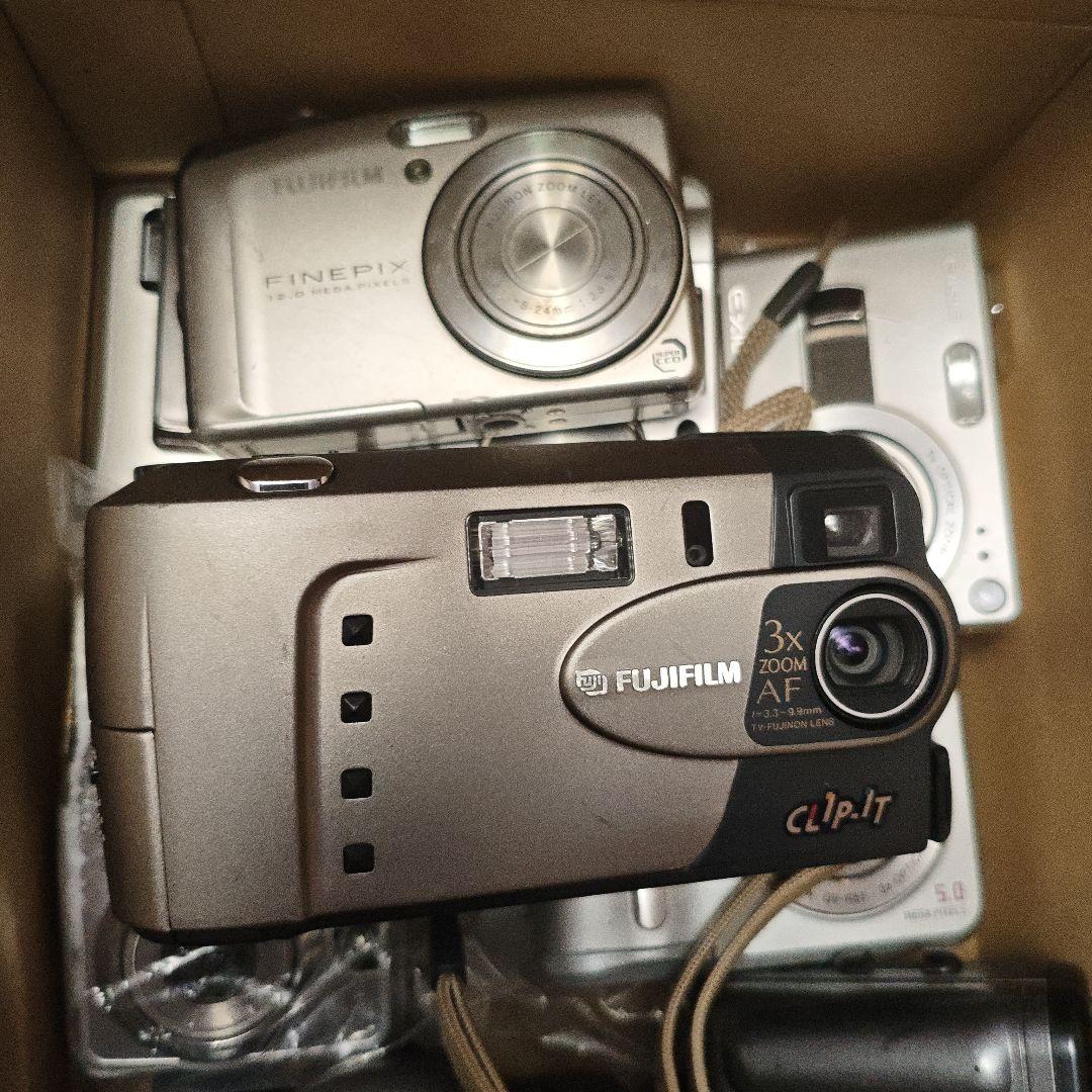 【ジャンク品】FUJIFILM FINEPIX F50 8點まとめ
