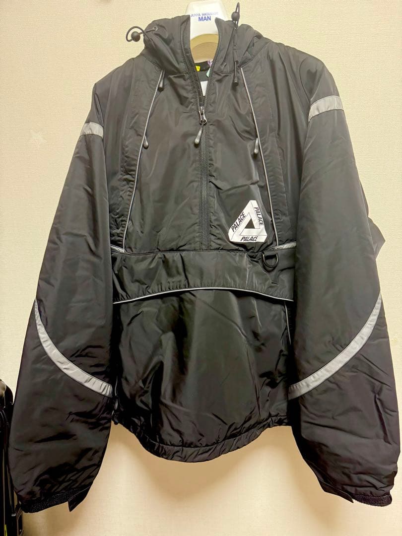 PALACE •ギャルソンフード付きナイロンジャケット Lサイズ
