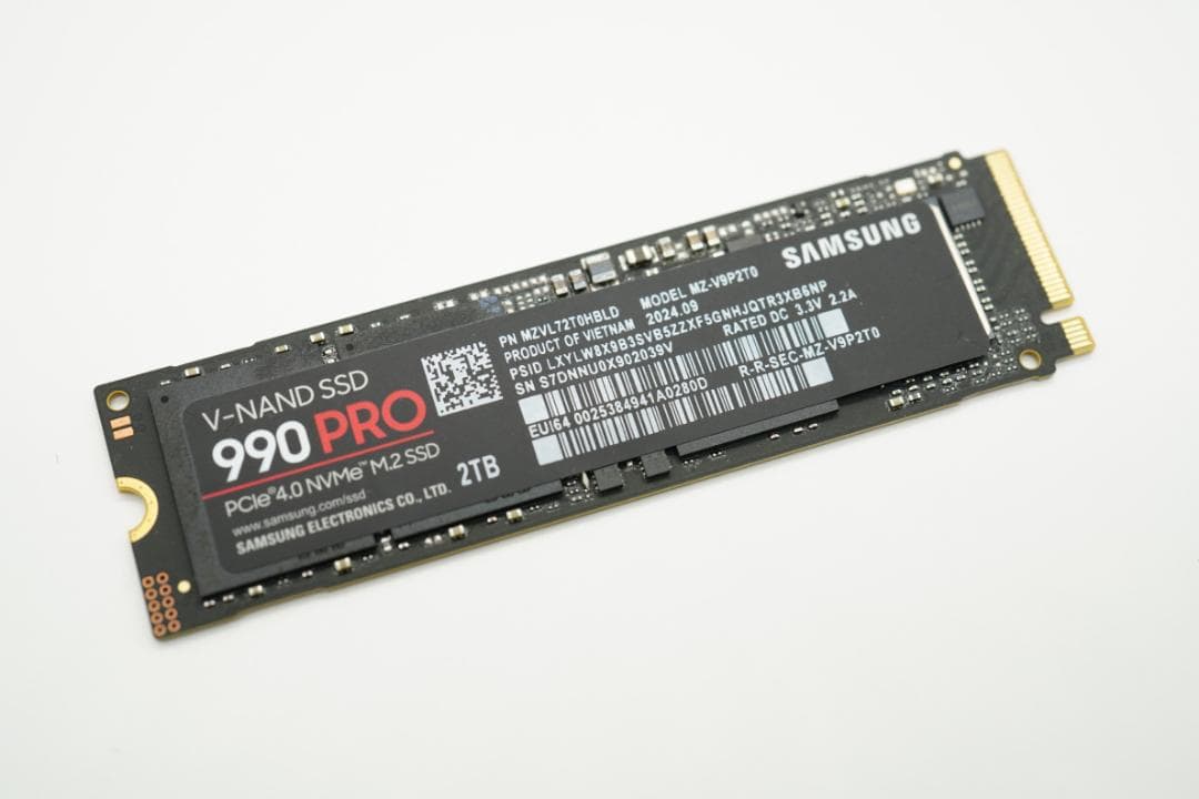 ② Samsung 990 PRO 2TB NVMe SSD