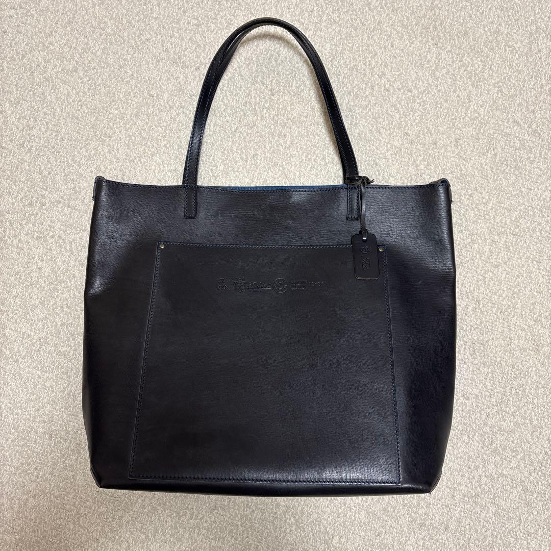 フェリージ　トートバック　ビジネスバック　本革　ブラック