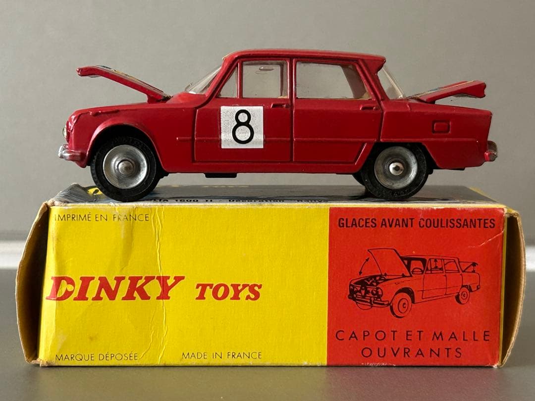 Dinky Toys ディンキー アルファロメオ ジュリア1600 当時物