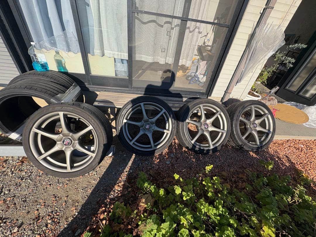 R34 GT-R純正ホイール　18インチ4本9j+30 タイヤホイール　美品