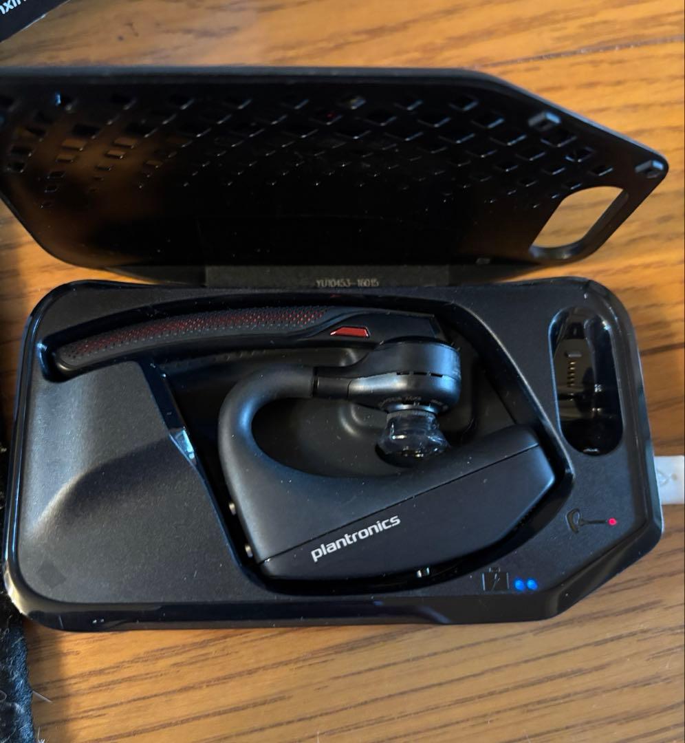 Plantronics Poly voyager 5200 イヤホン付き