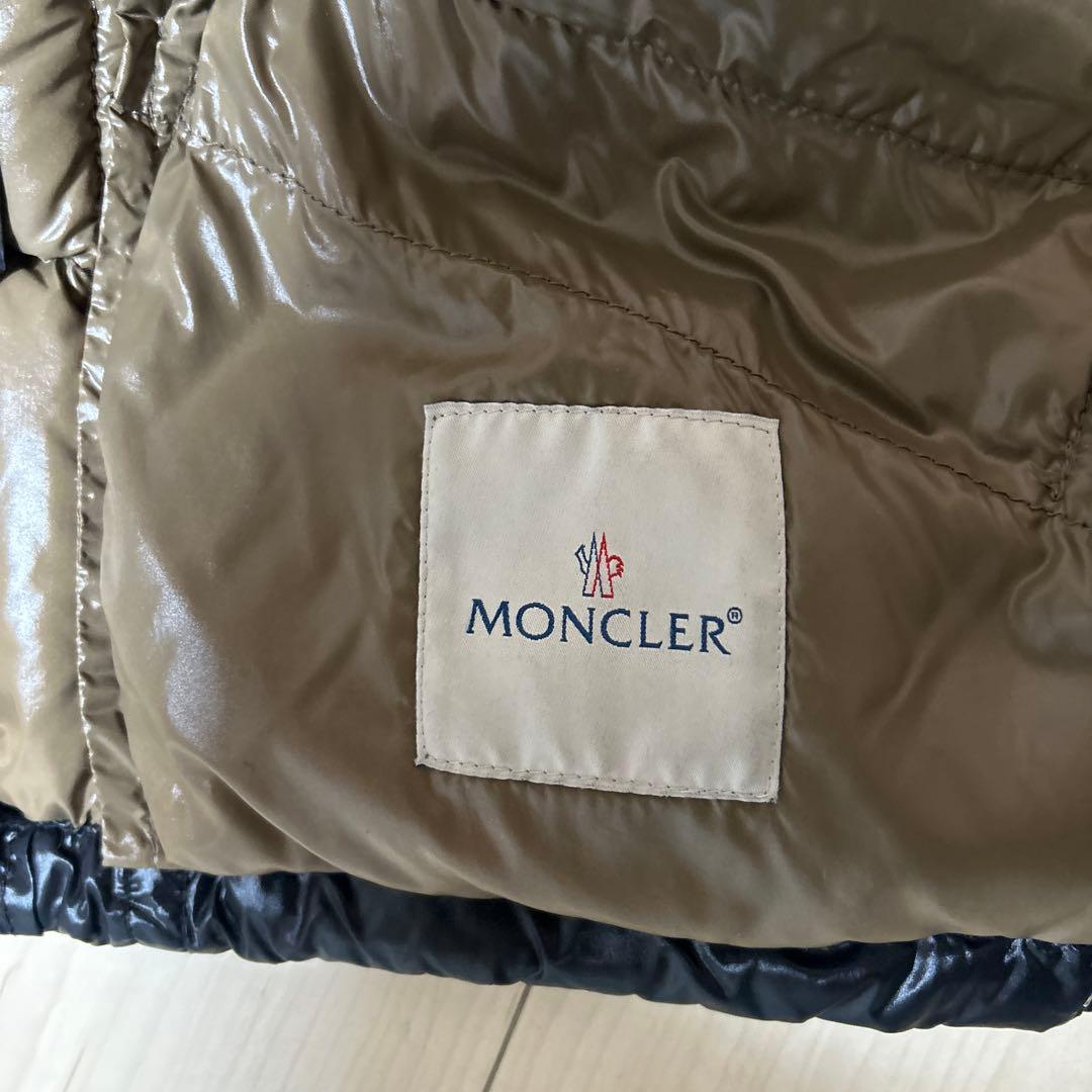 モンクレール　Ｋ2 ビックワッペンダウンジャケット