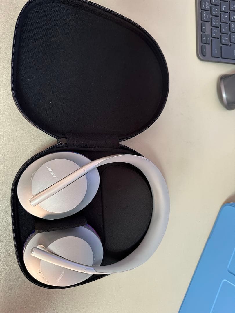 Bose NC 700 ワイヤレスヘッドセット