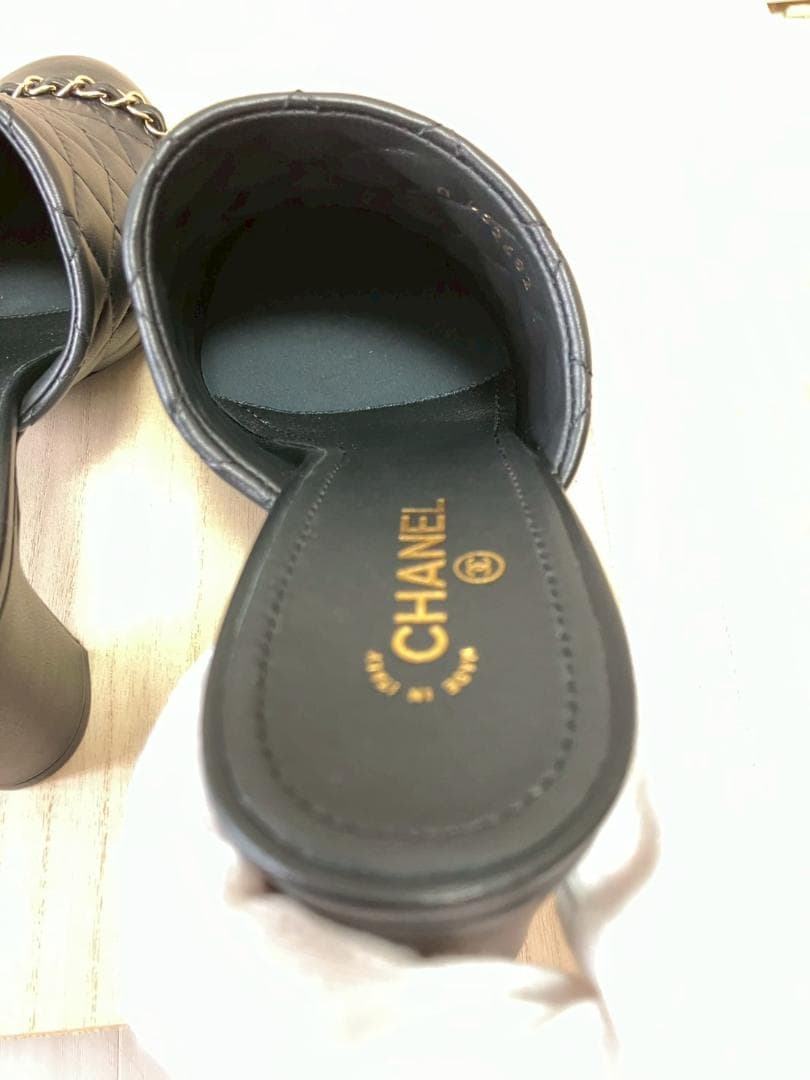 【極上】Chanel マトラッセ チェーンサンダル 38C 約24cm シャネル