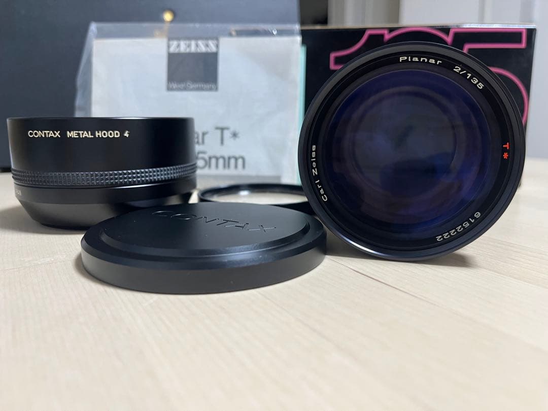 極美品 Carl Zeiss Planar 2/135 防湿庫保管