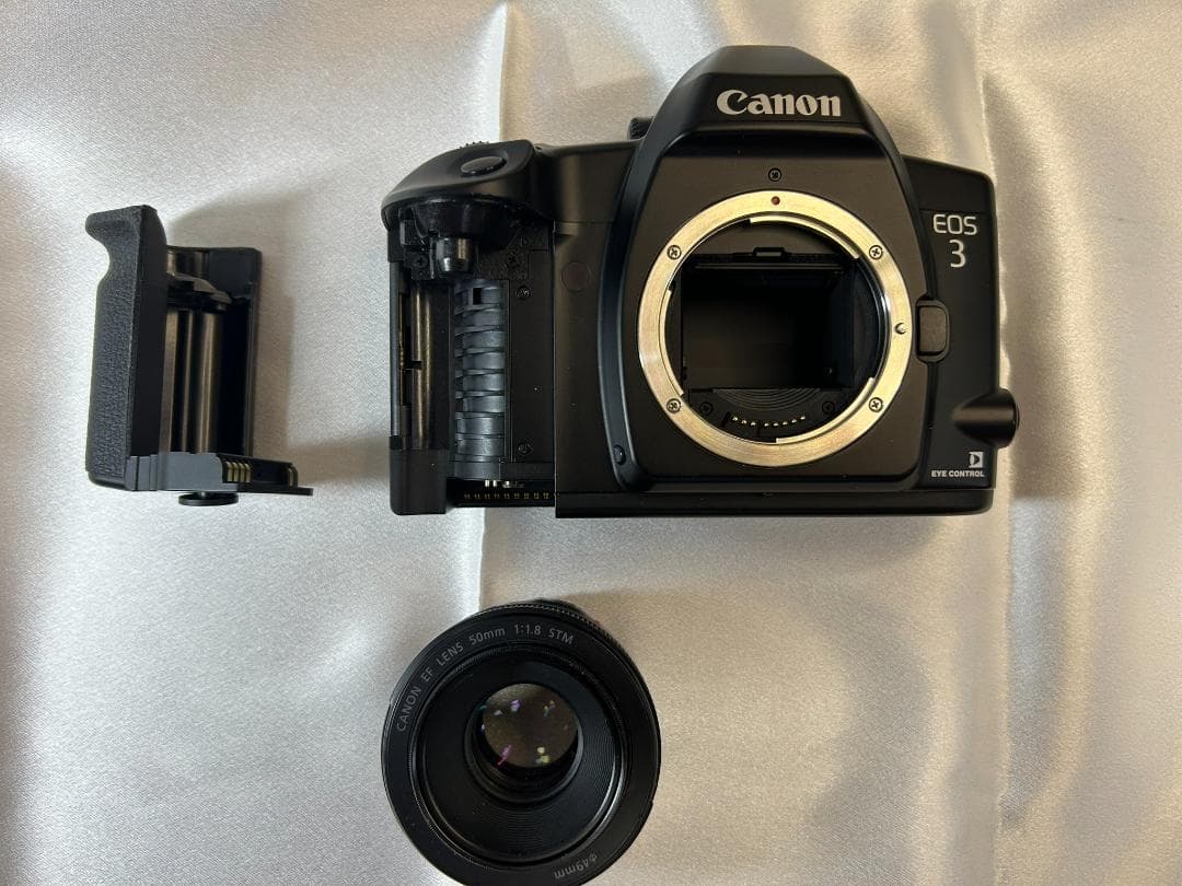 Canon EOS 3 フィルム一眼レフカメラ EF 50mm f1.8レンズ