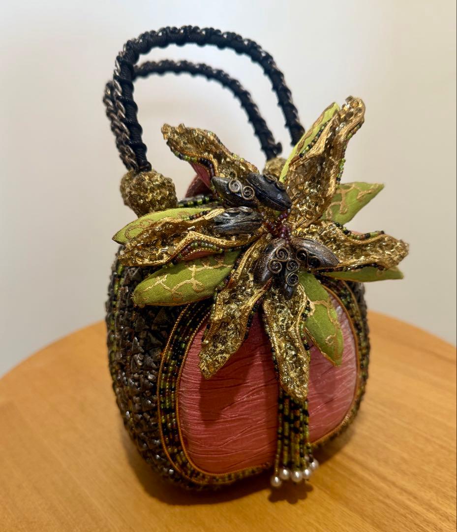 新品未使用 MARY FRANCES メアリーフランシス パーティーバッグ