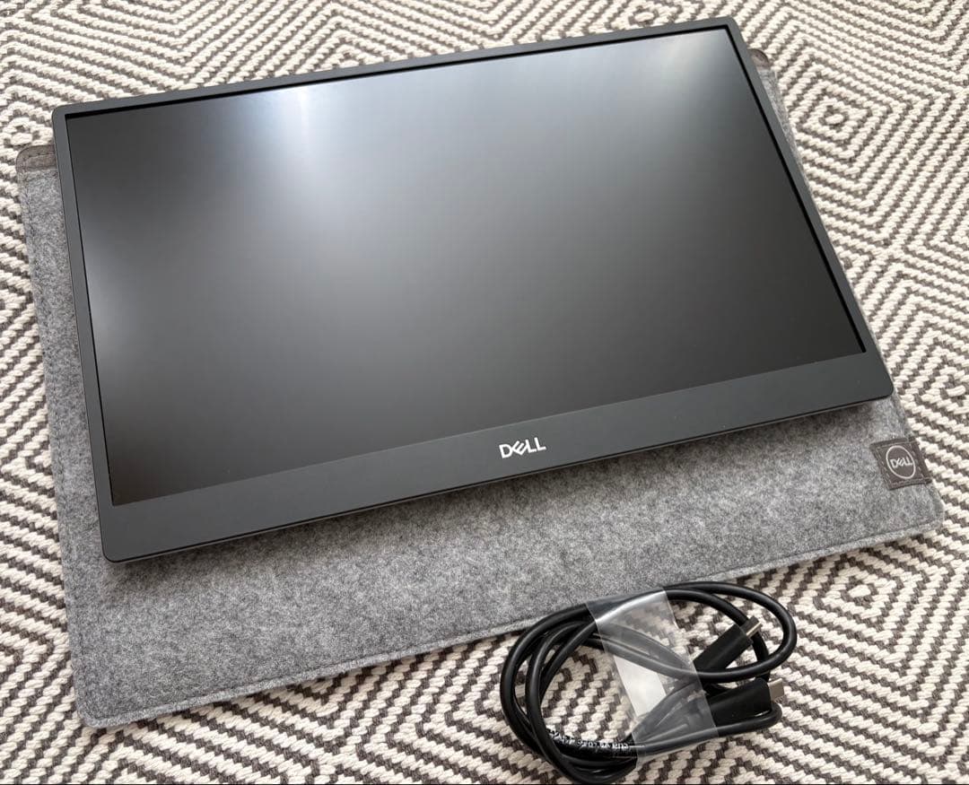 【美品】DELL ポータブル薄型モニター 本体 P1424H