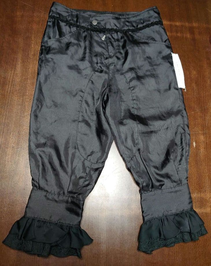 アリスアウアアaliceauaaサテン七分丈フリルパンツゴシック