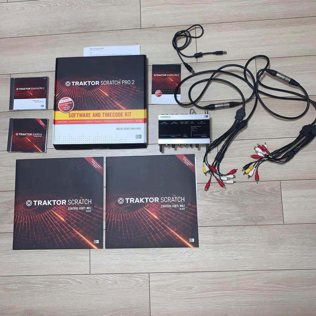 DJ機材 TRAKTOR SCRATCH PRO2 / AUDIO8DJ