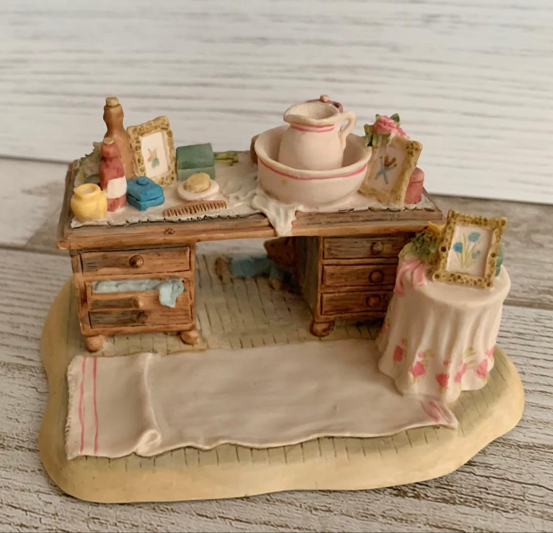 化粧台 ブランブリーヘッジ フィギュリン ボーダーファインアーツ