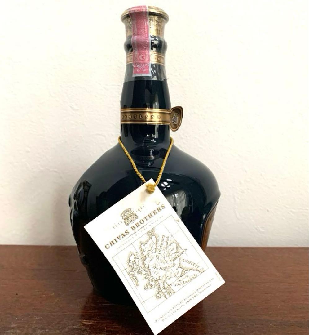 シーバスリーガル ロイヤルサルート21年 青 陶器ボトル　未開封