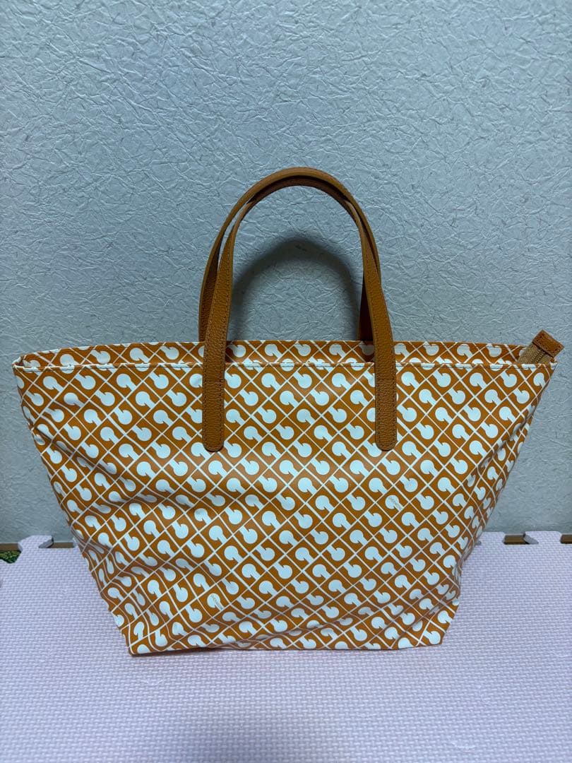 ゲラルディーニ☆ソフティ☆ハンドバッグ☆軽いバッグ☆イタリア☆トート☆お出かけ