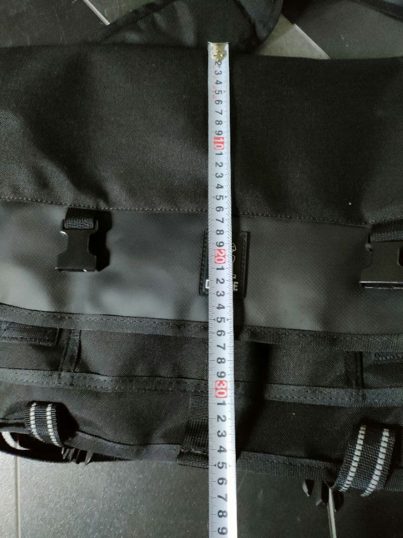 Chrome ブラック メッセンジャーバッグ　ショルダーバック　美品 26L