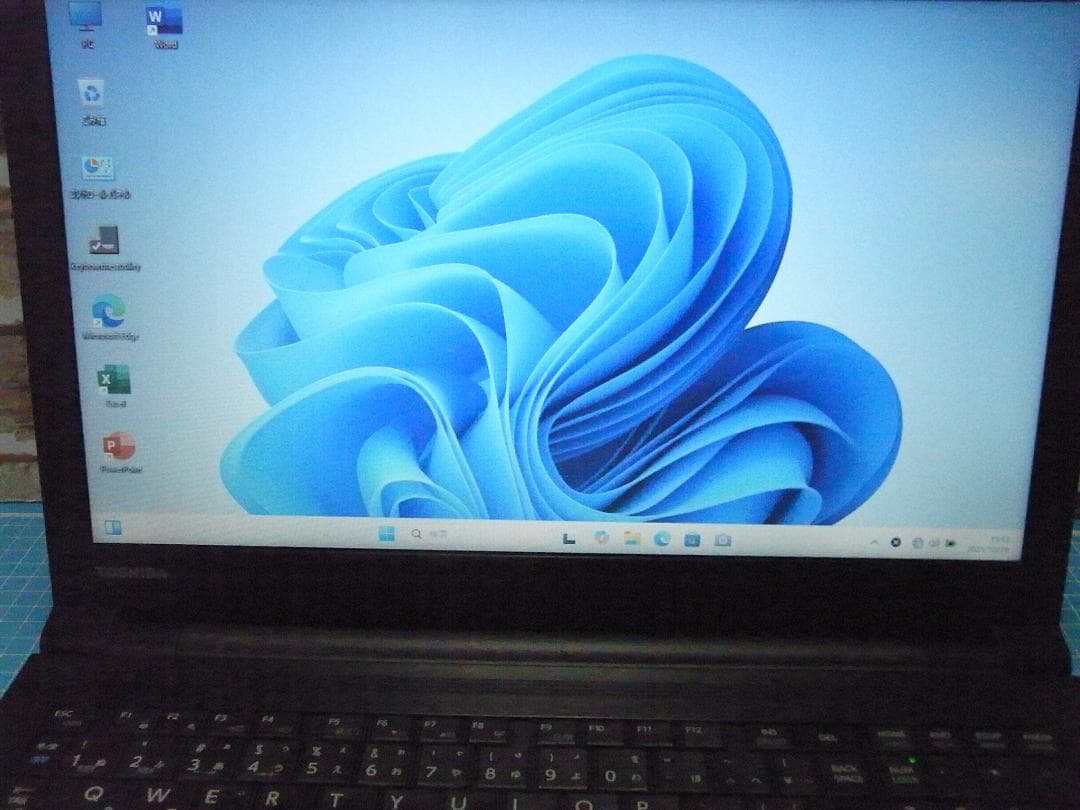 Windows11中古ノートパソコン 第5世代Corei5 Office搭載