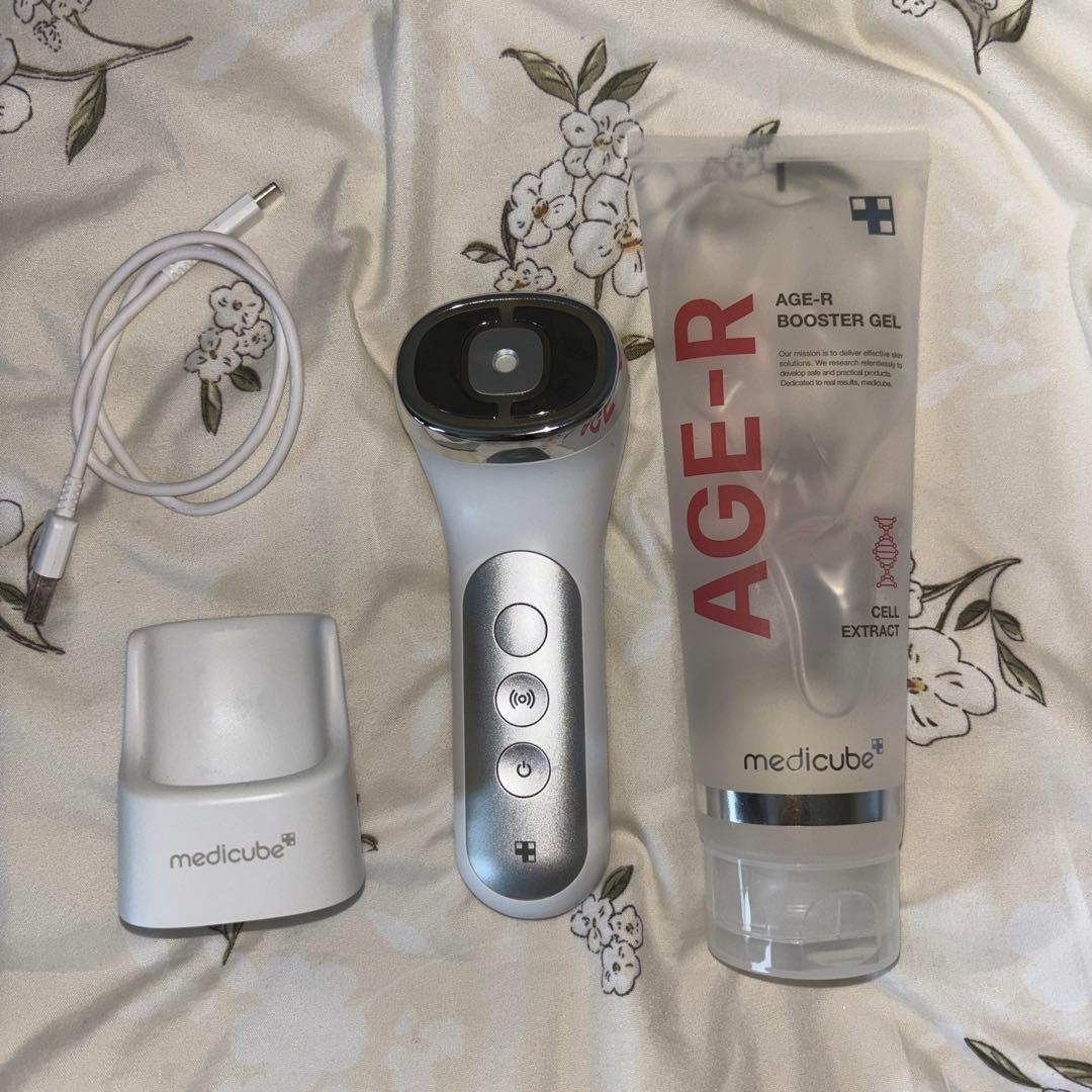 medicube ユーセラディープショットジ エル付き