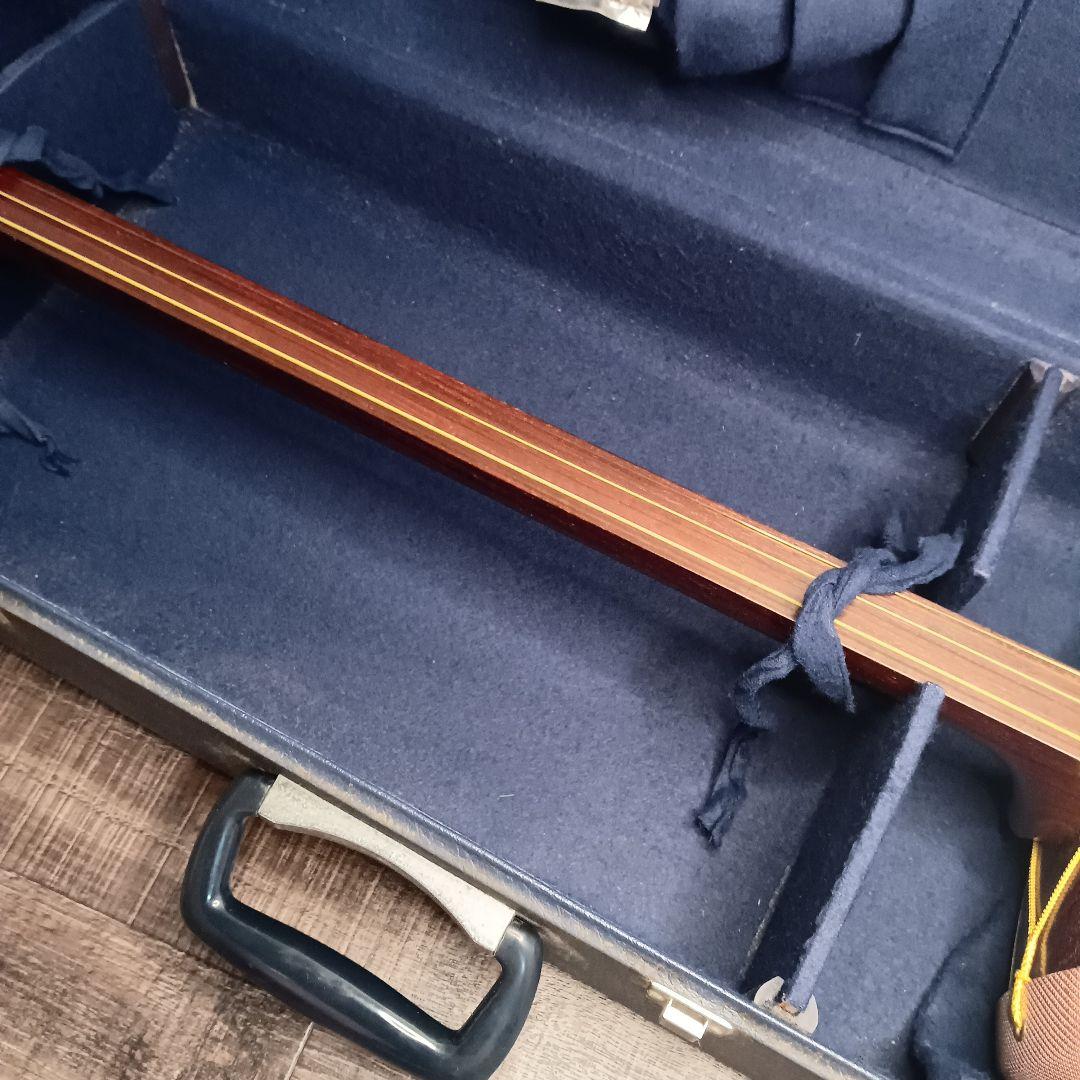 【現状品】三味線 本体 ハードケース付き 和楽器 弦楽器 和風 弦楽器