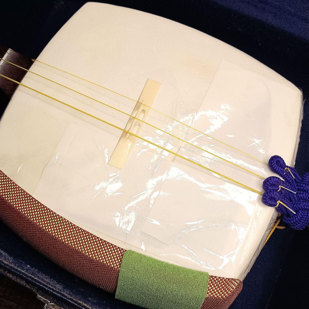 【現状品】三味線 本体 ハードケース付き 和楽器 弦楽器 和風 弦楽器