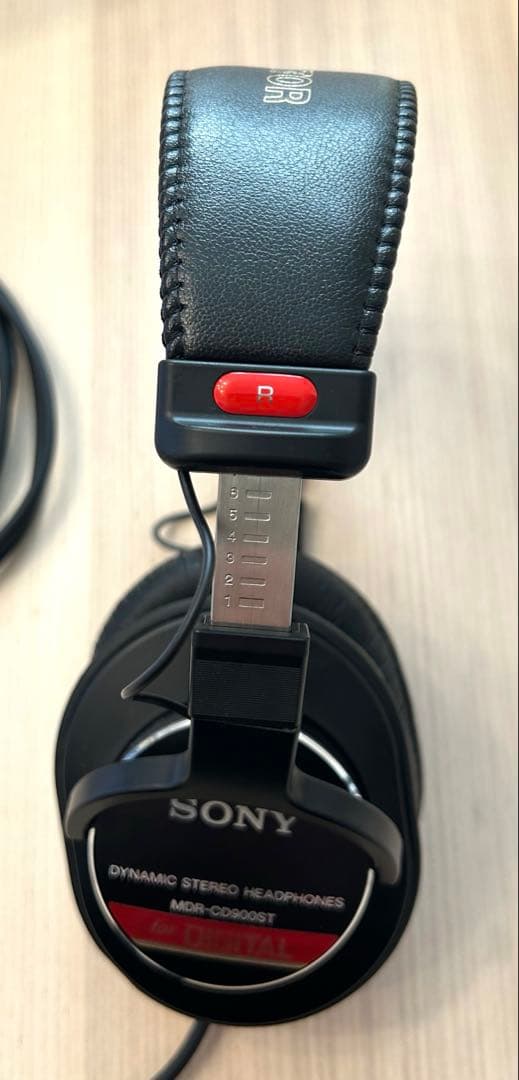 値下げ　SONY MDR-CD900ST 密閉型スタジオモニターヘッドホン