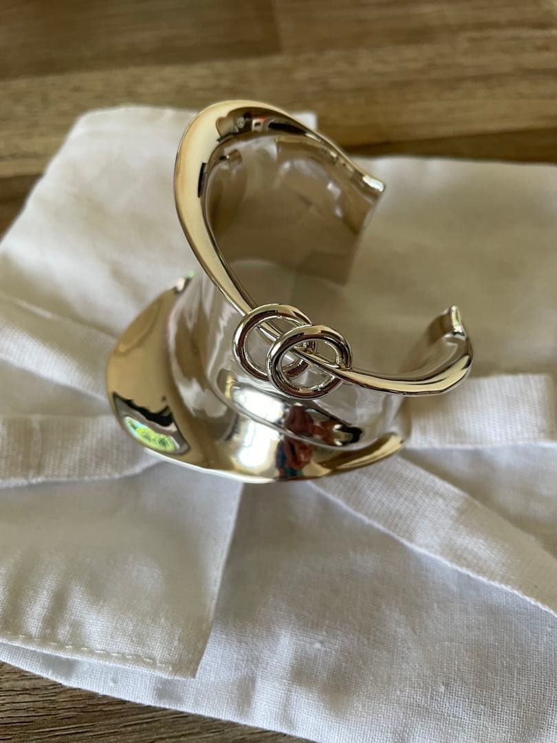 etre tokyo ディストーションカーブフォームリングバングル