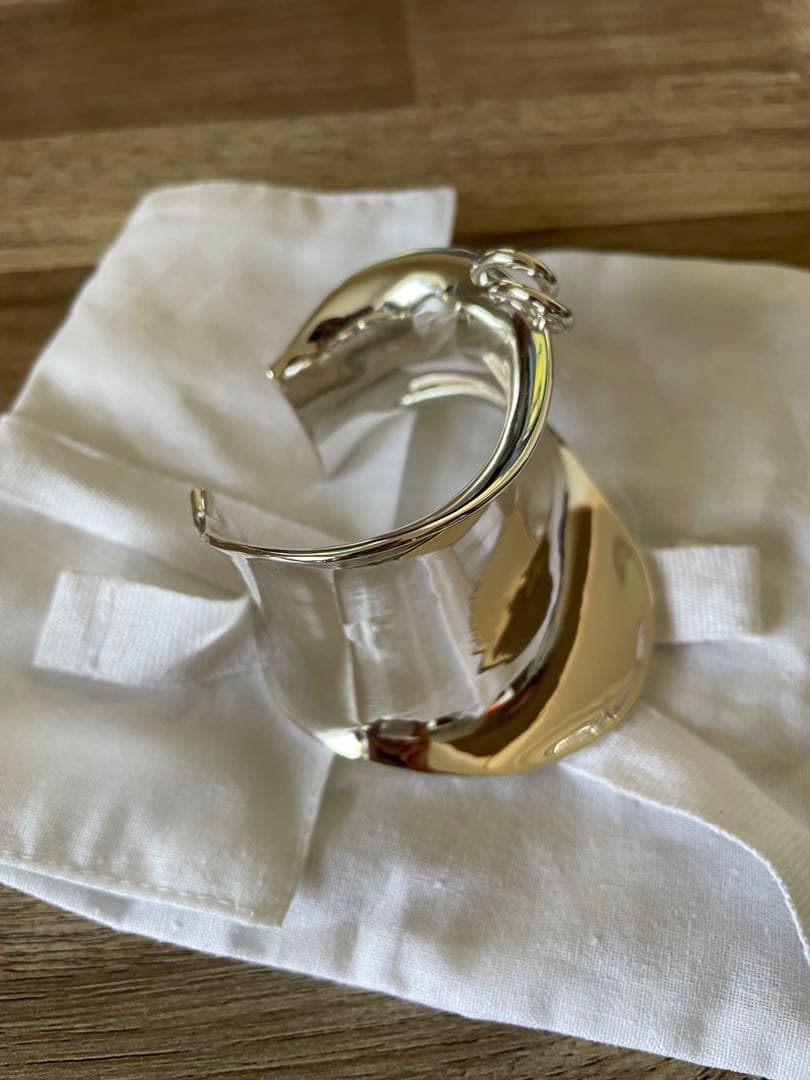 etre tokyo ディストーションカーブフォームリングバングル