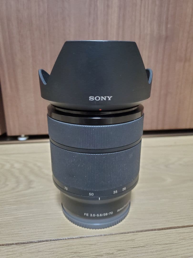 SONY FE 28-70mm F3.5-5.6 OSS ズームレンズ