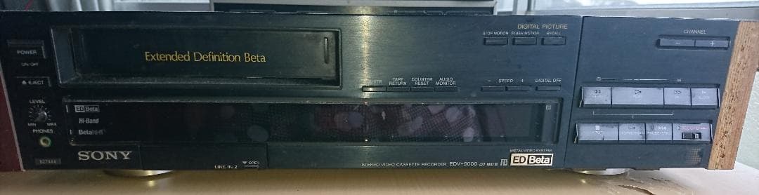 SONY　ＥＤベータ　ＥＤＶ－５０００　ジャンク品　リモコン・きれいな説明書付き
