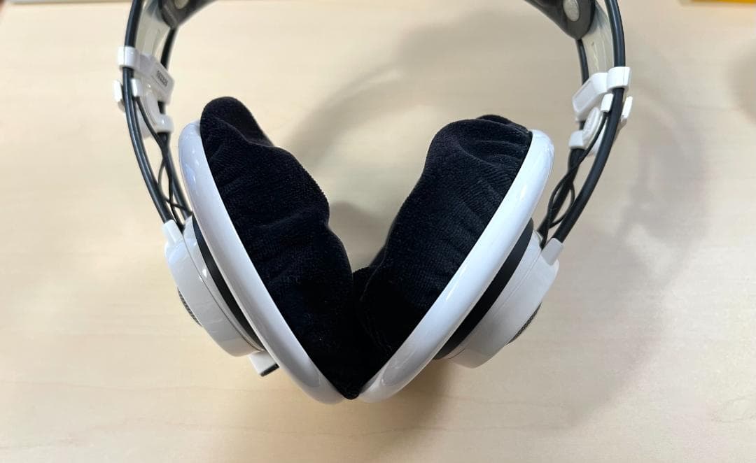 AKG Q701 ヘッドホン ホワイト