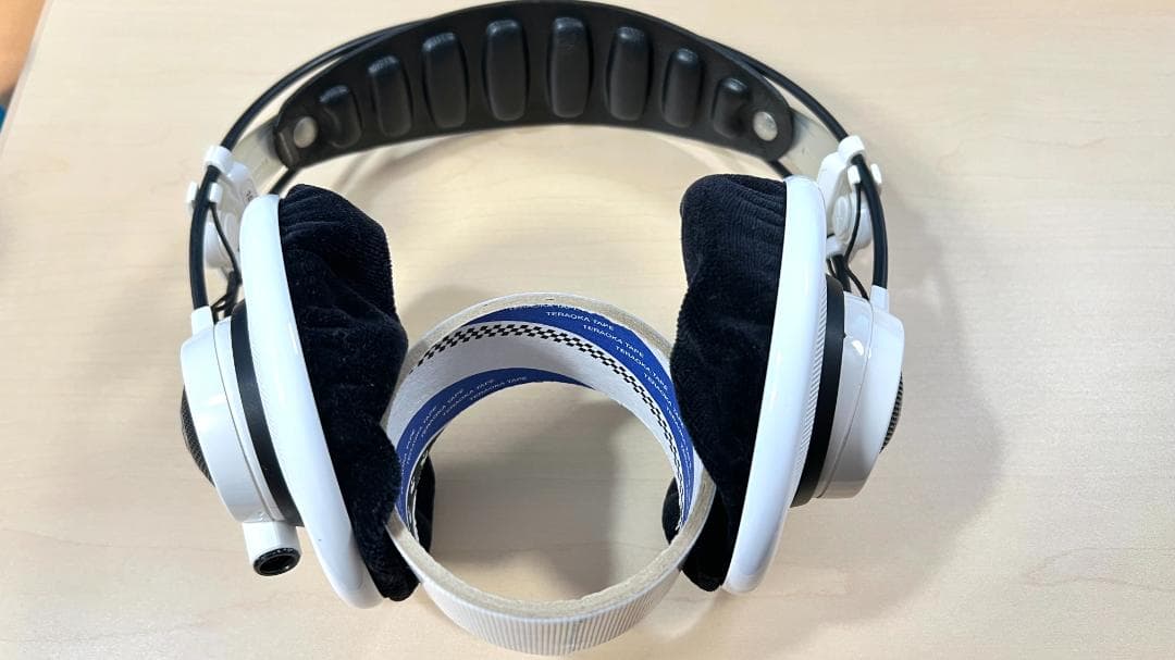 AKG Q701 ヘッドホン ホワイト