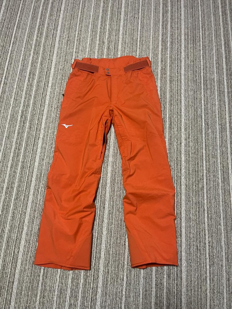 値引き！　美品ミズノスキーパンツ2023年製　ＸＬサイズ　色＝スモーキーオレンジ