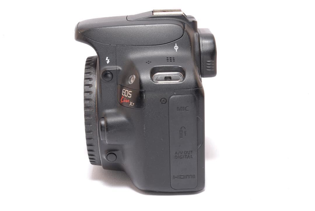 ✨軽量　すぐに始めれる　Canon Kiss X7標準レンズセット