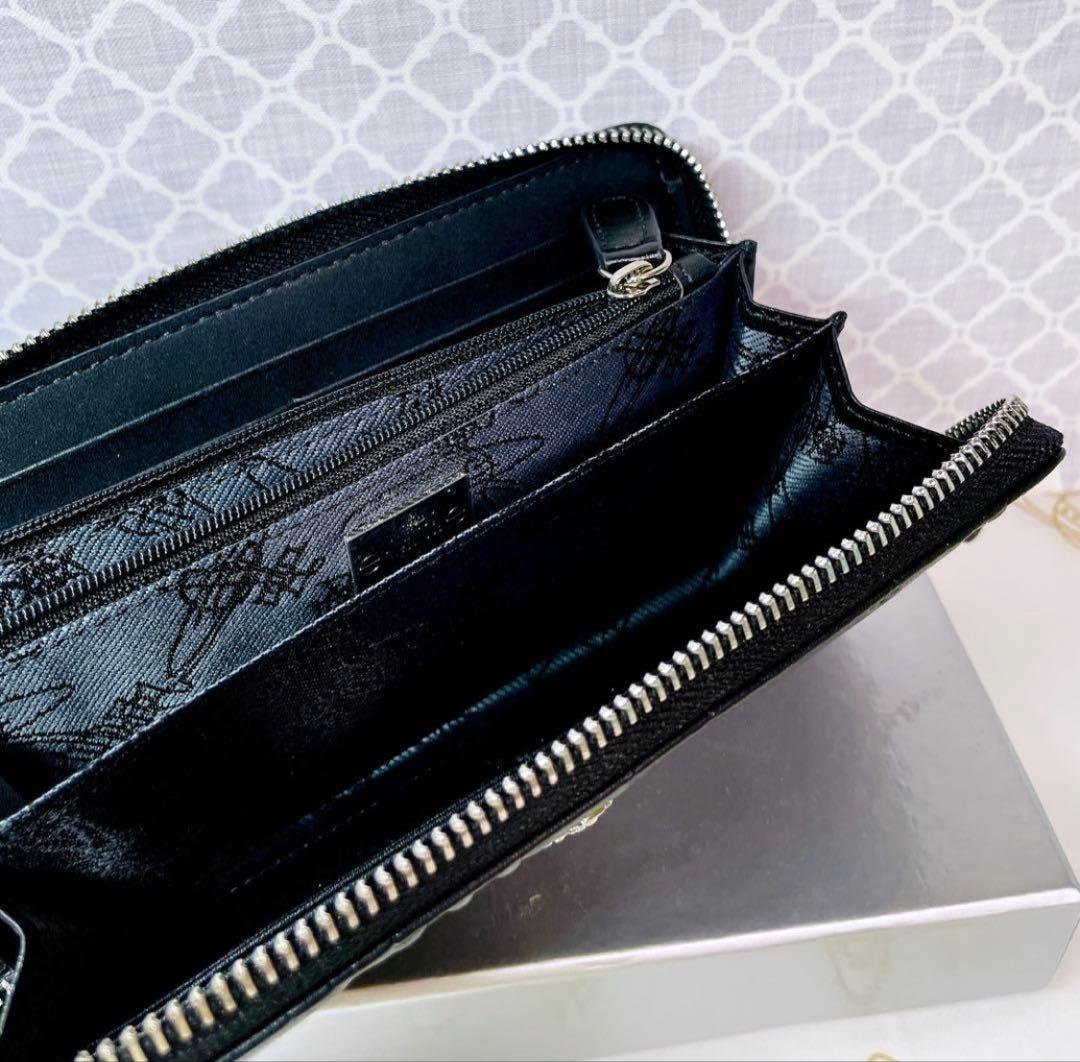 【内側に素敵な柄✩】Vivienne Westwood 長財布 黒マット