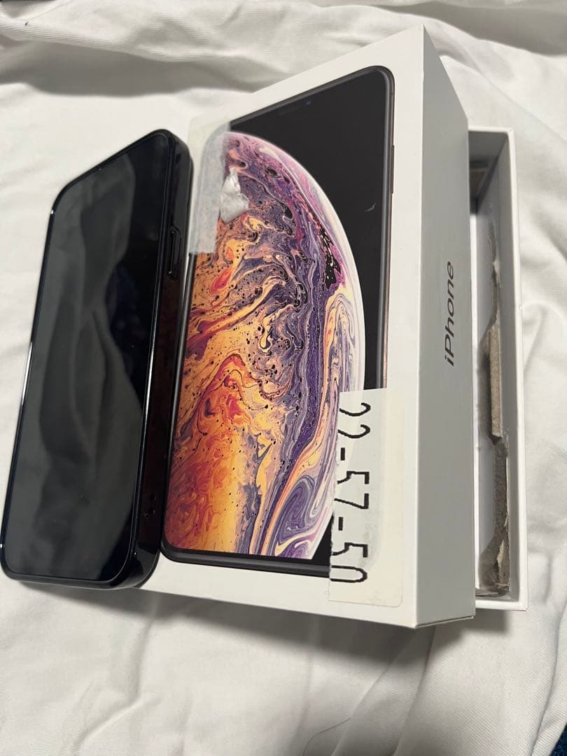 iPhone14plus 本体　SIMフリー