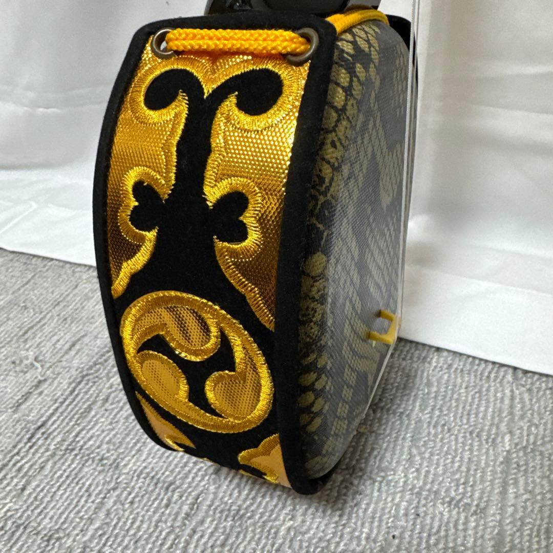 B076 沖縄 三線 蛇三線 人工皮 蛇柄 三味線 和楽器 ケース 付き