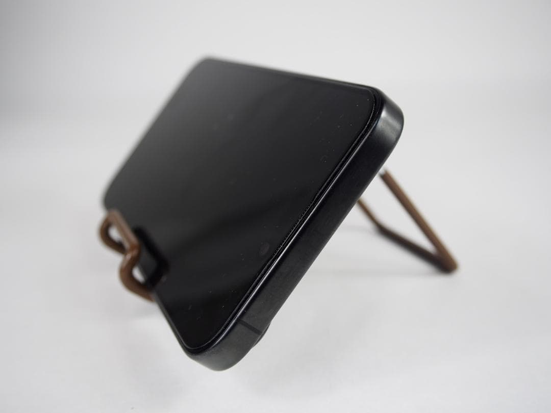 【香港版】iPhone 15 Pro Max ブラックチタニウム 256GB