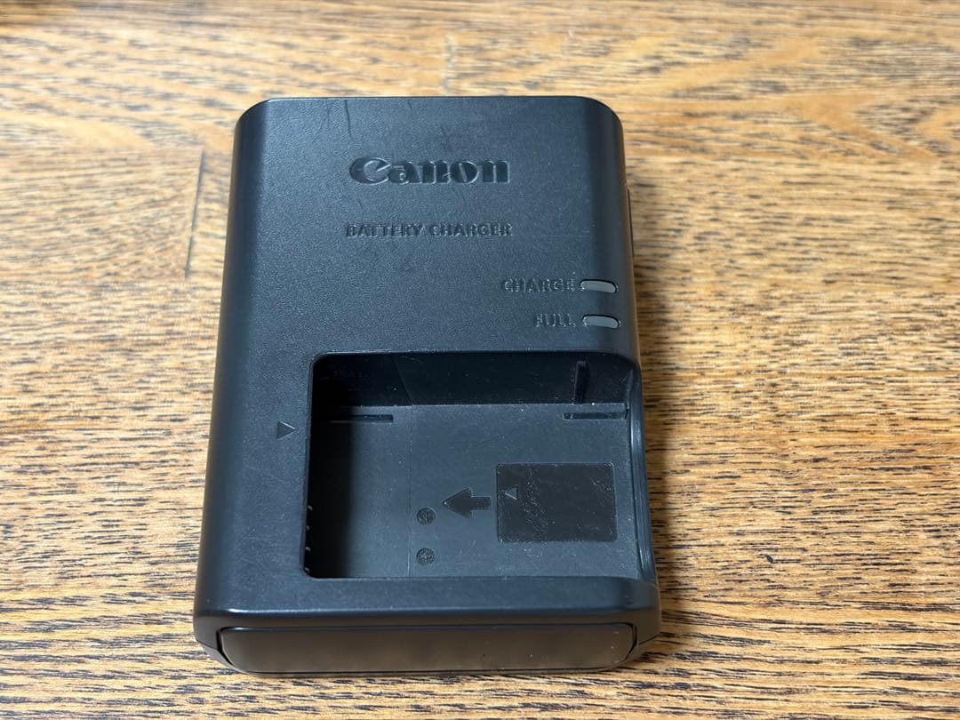 【ジャンク品】Canon EOS M100 EF-M15-45 レンズキット