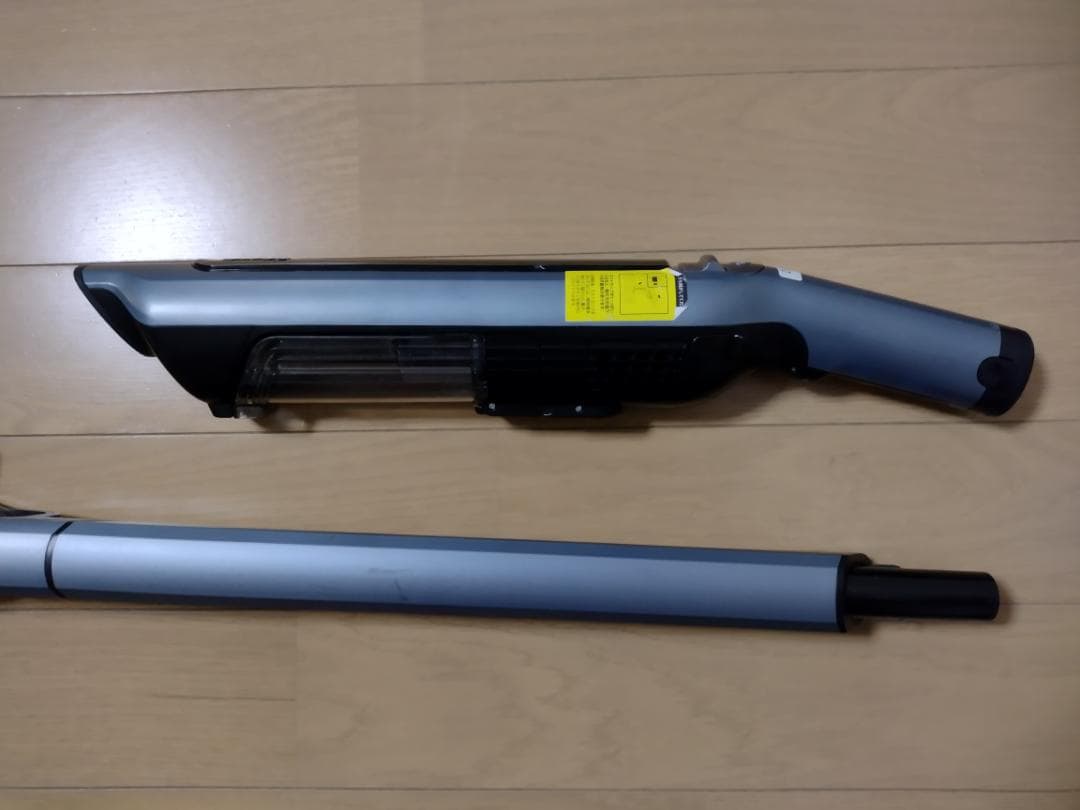 シャーク★コードレスクリーナー★CS200JLB★バッテリー新品と同等★