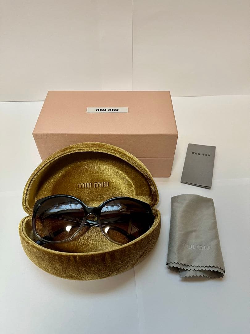 miu miu ブラウン サングラス