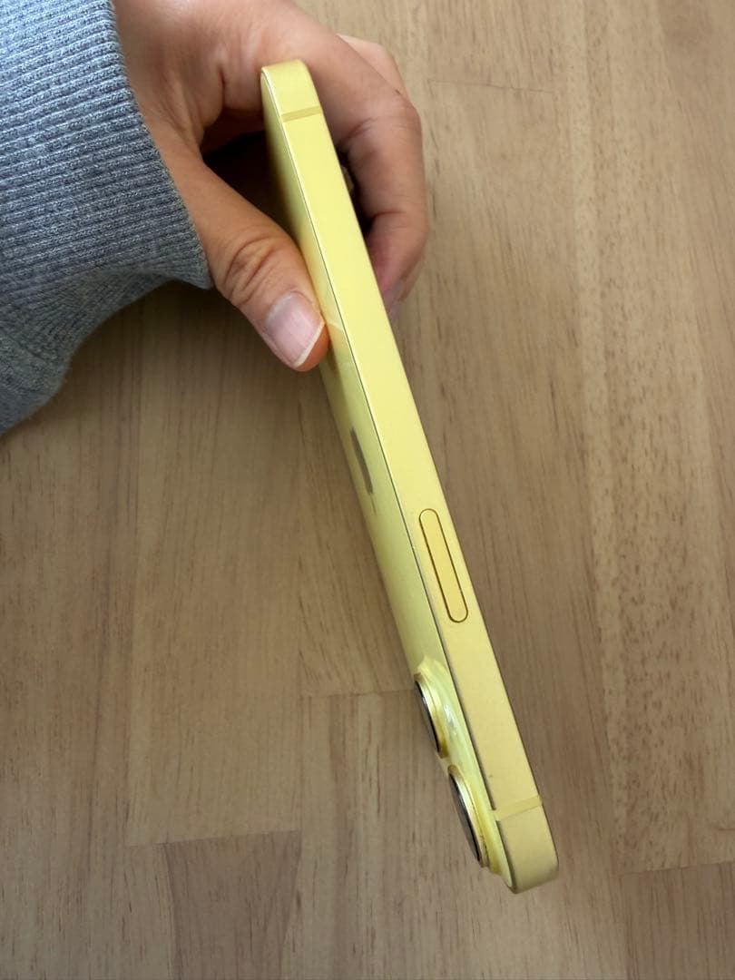 iPhone14 256GB イエロー