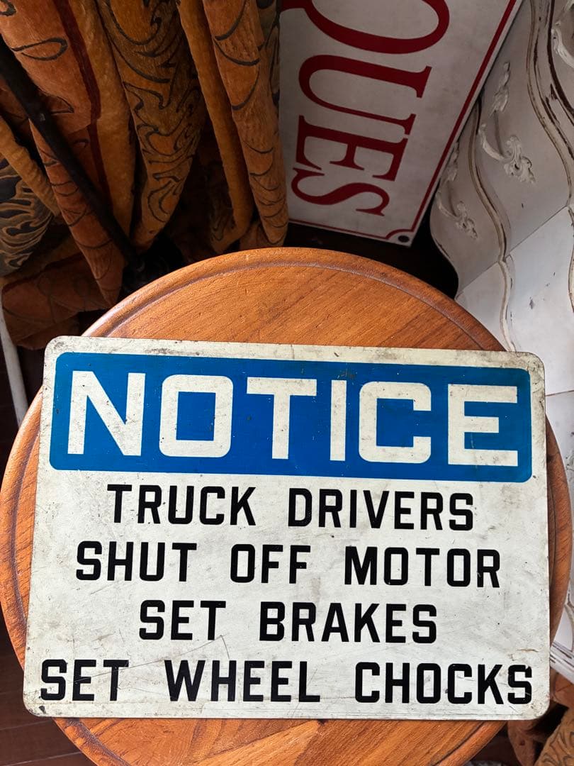 アンティーク　サイン　プレート　看板　道路標識　交通標識　NOTICE アメリカ