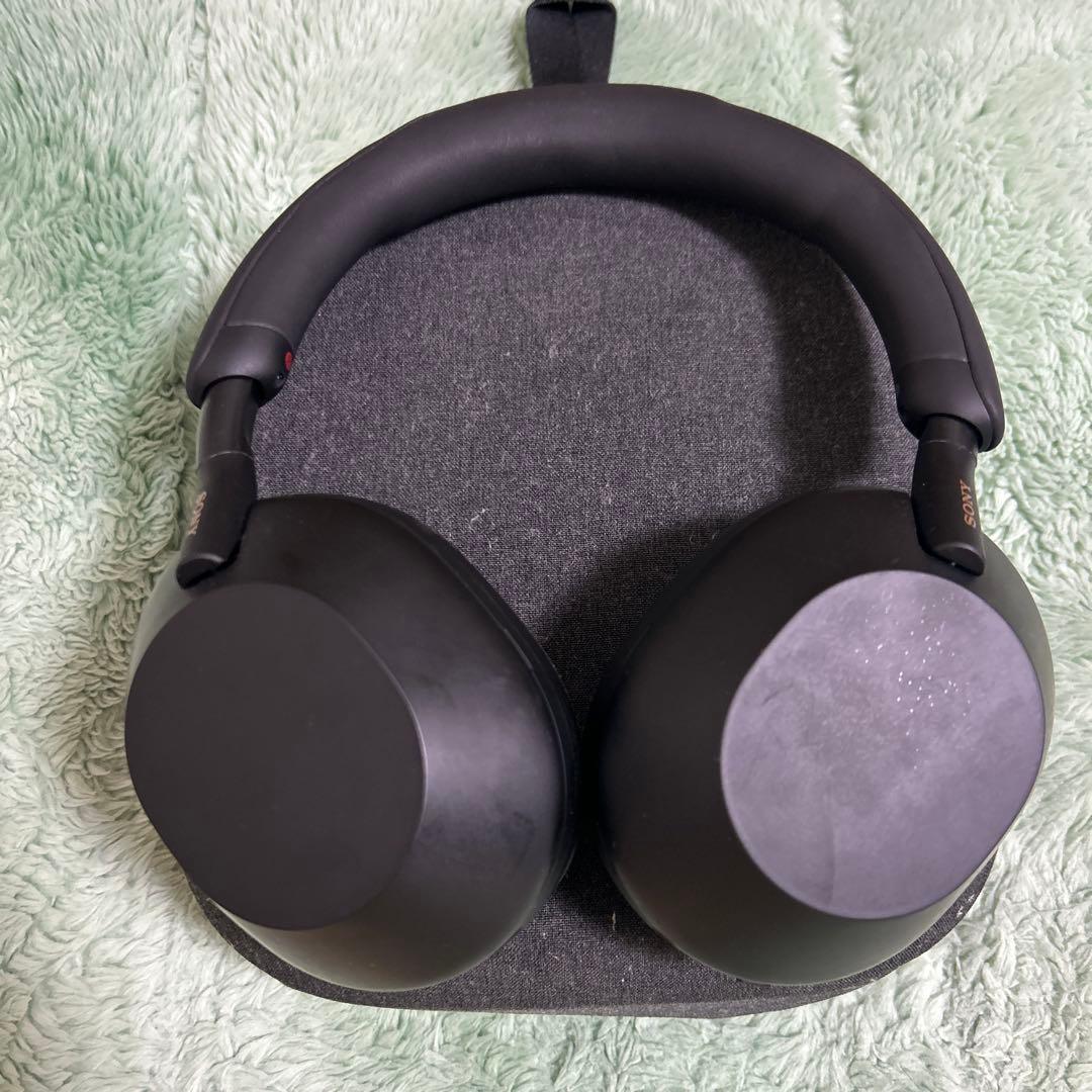 ワイヤレスヘッドホン ブラック ケース付き