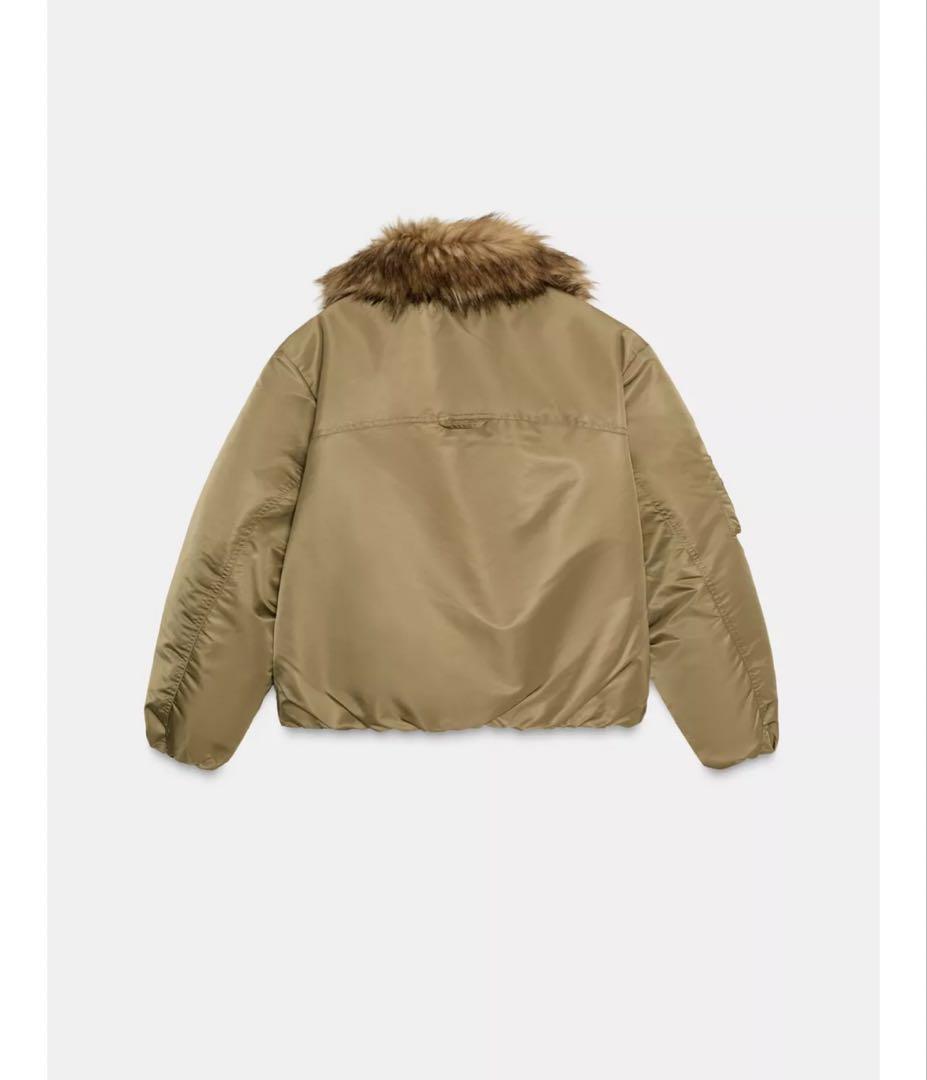 ZARA ザラ　フェイクファー襟ボンバージャケット　S