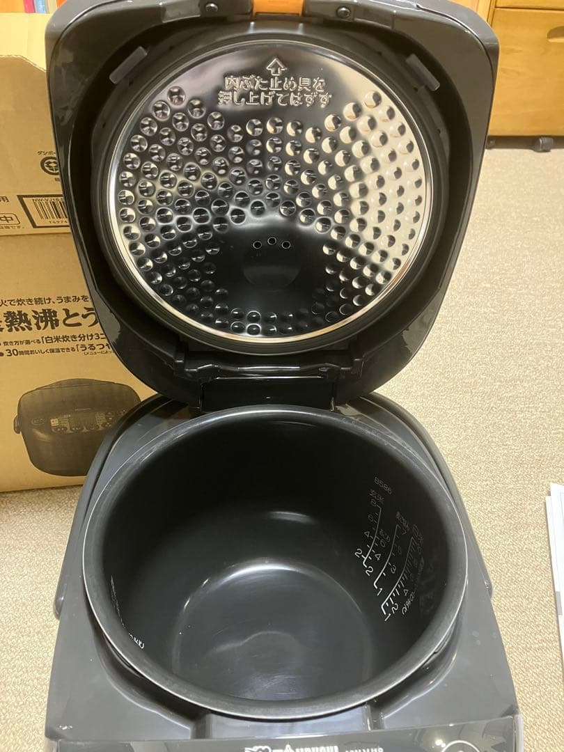 象印IH炊飯ジャー極め炊き1.8L（1升）炊き　ブラック　NW-VJ18-BA